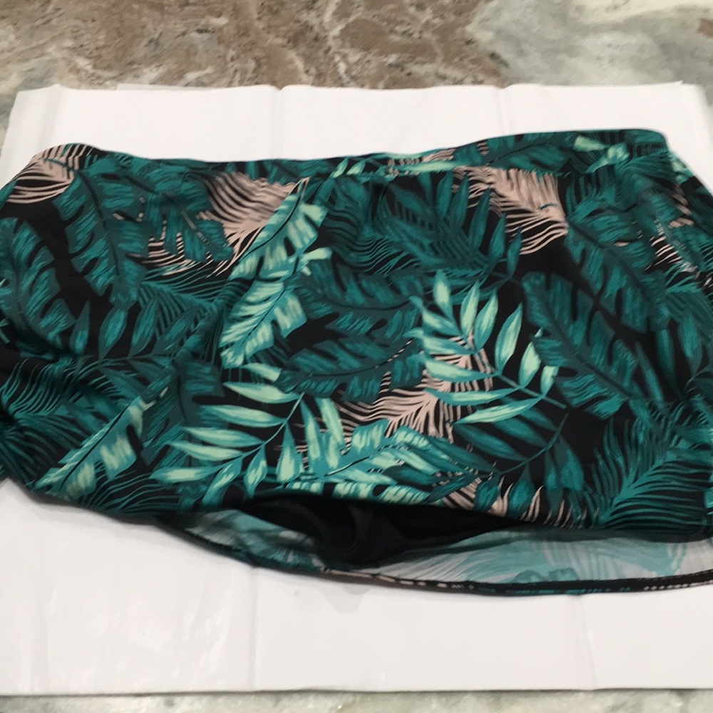 Cacique swim bottoms 20